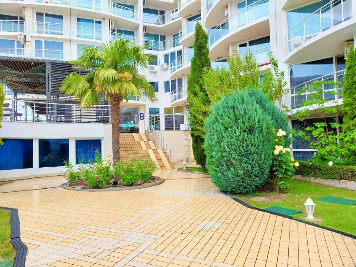 Design Studio In Atlantis Resort&Spa, Burgas Airport Екстер'єр фото