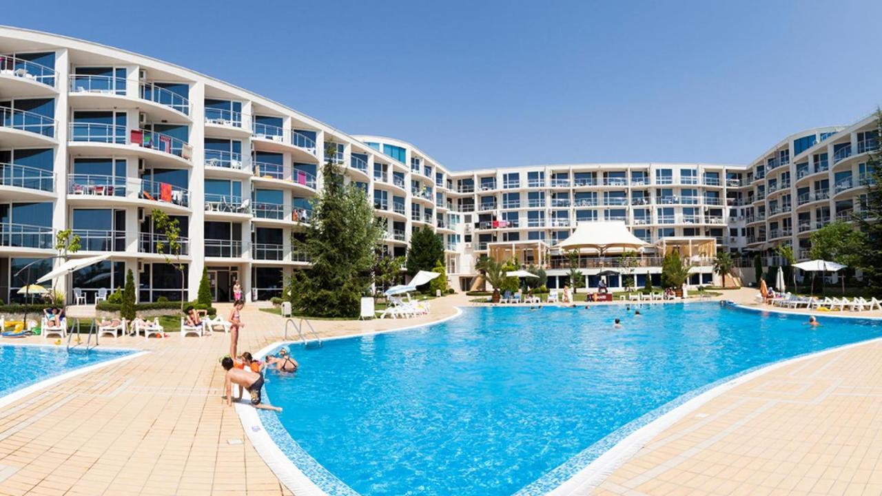 Design Studio In Atlantis Resort&Spa, Burgas Airport Екстер'єр фото